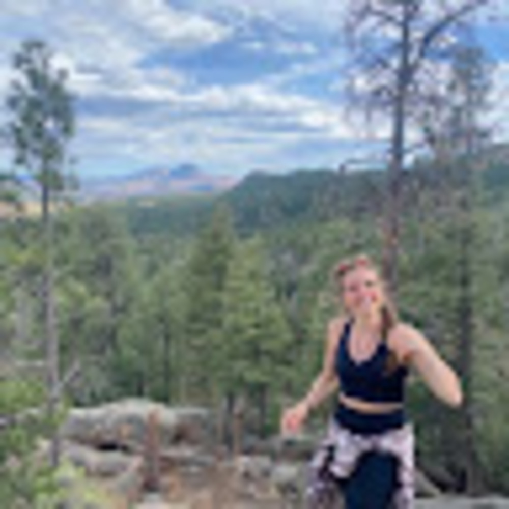 Meet your Posher, Alyssa